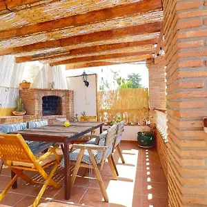 Apartamento Casa Canillas - For Solo Travelers Or Small Groups Of 4 To 6 People, Canillas de Aceituno